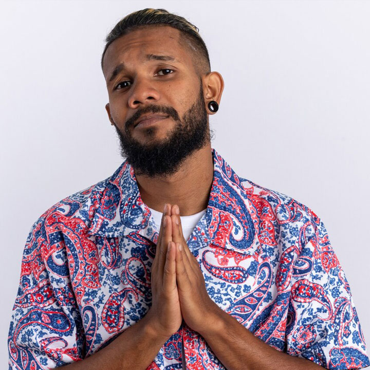 Consulta con Malik Cole, Tarot Intuitivo y Protección Energética
